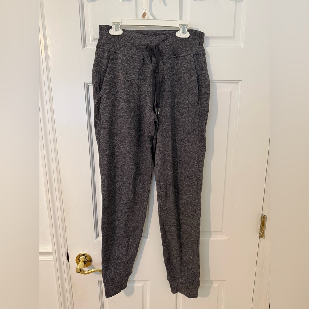 Lululemon Athletica On The Fly Jogger Pants Heathered Grey 28” Size 4
